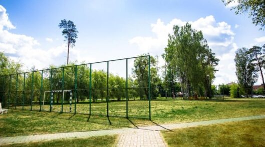 Спортивные площадки